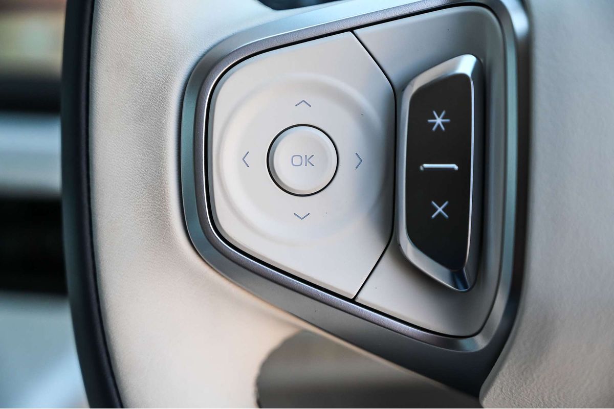 2025 Geely EX5 Inspire E245