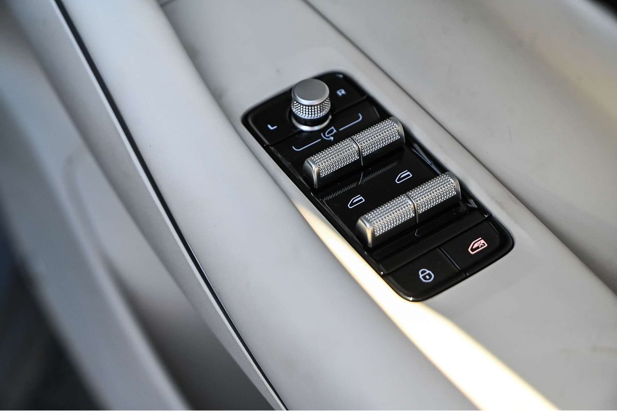 2025 Geely EX5 Inspire E245