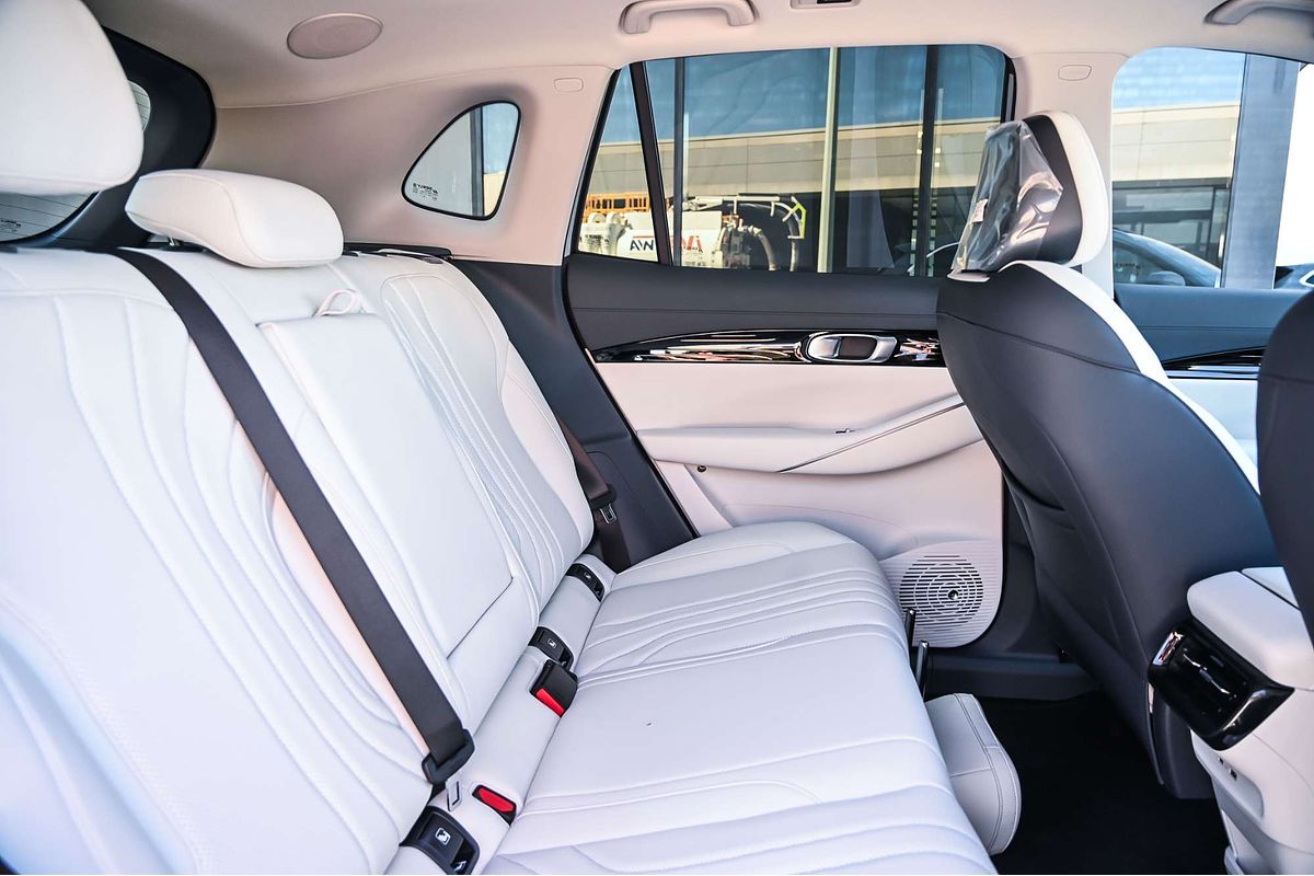 2025 Geely EX5 Inspire E245