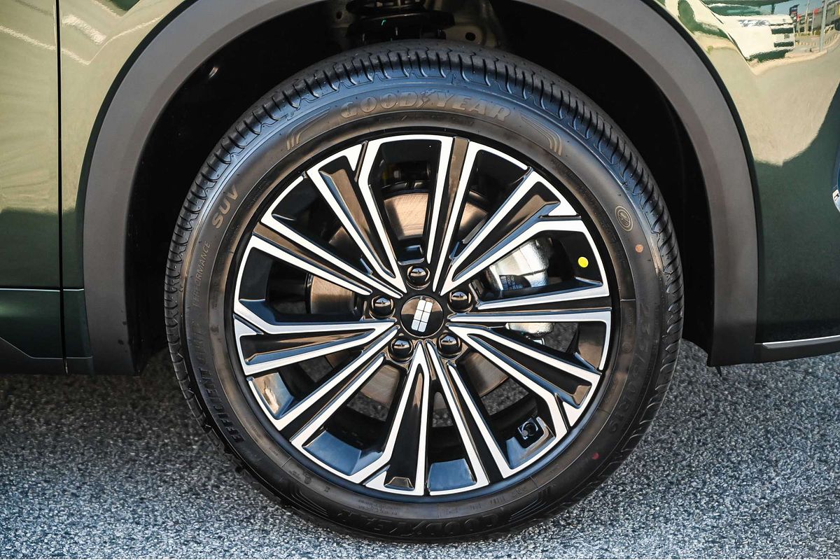 2025 Geely Starray EM-i Inspire P145