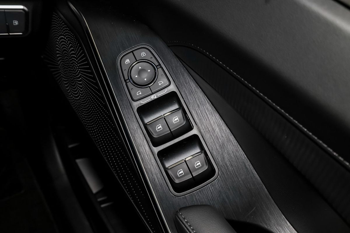 2025 GWM Haval H6 Ultra PHEV B01