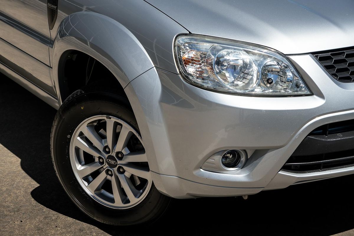 2011 Ford Escape ZD