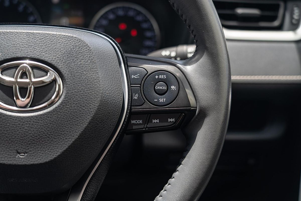 2021 Toyota RAV4 GXL MXAA52R