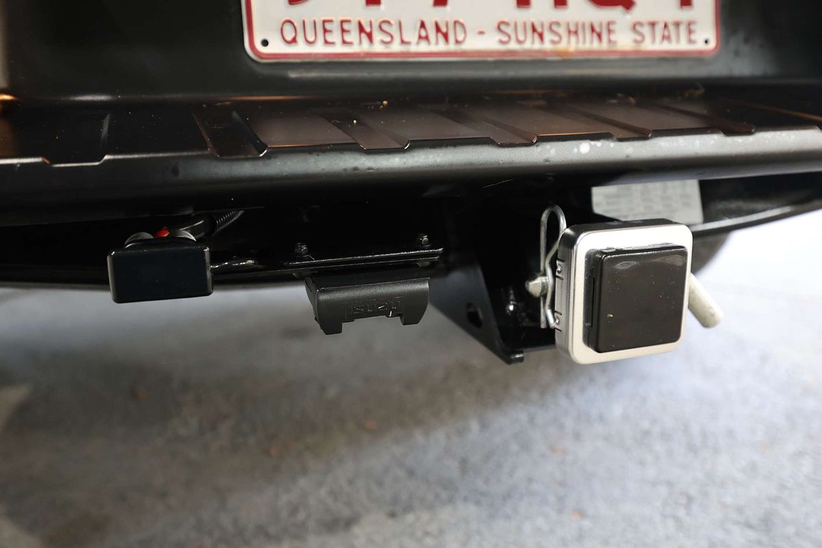 2023 Isuzu D-MAX X-TERRAIN  4X4