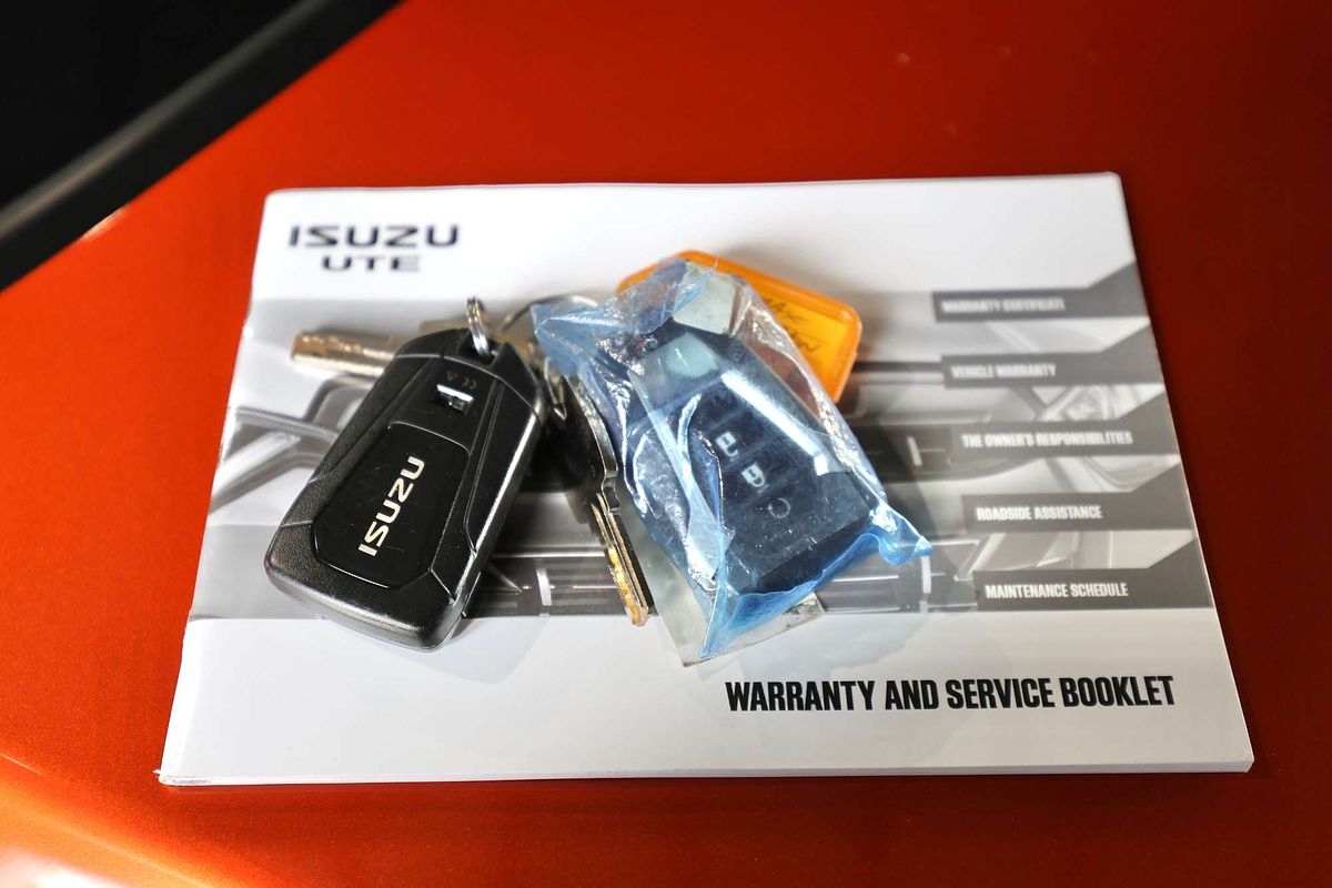 2023 Isuzu D-MAX X-TERRAIN  4X4