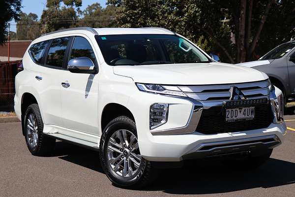2022 Mitsubishi Pajero Sport GLX QF