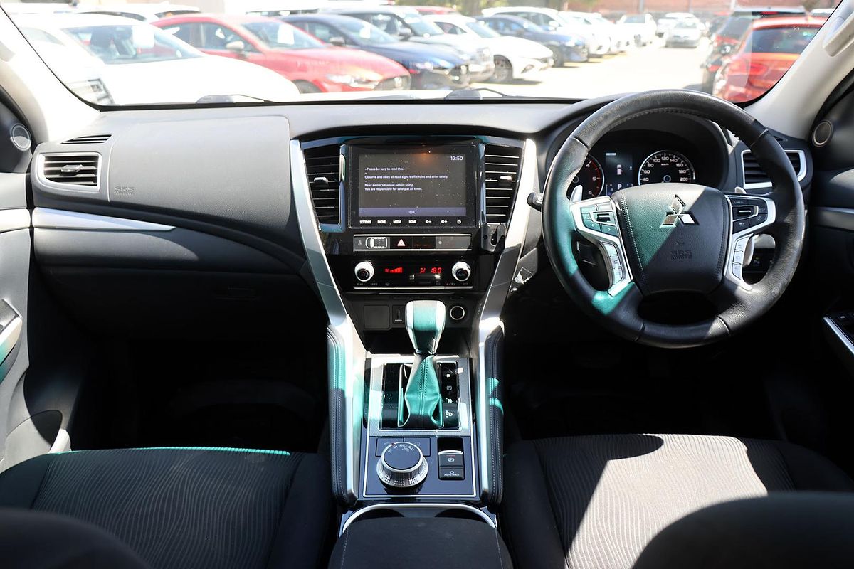 2022 Mitsubishi Pajero Sport GLX QF