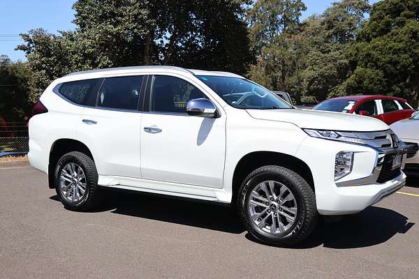 2022 Mitsubishi Pajero Sport GLX QF