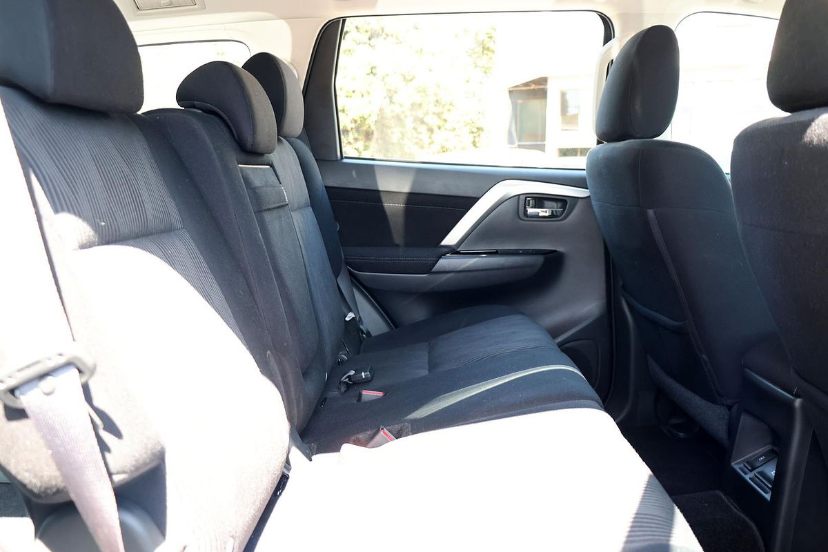 2022 Mitsubishi Pajero Sport GLX QF