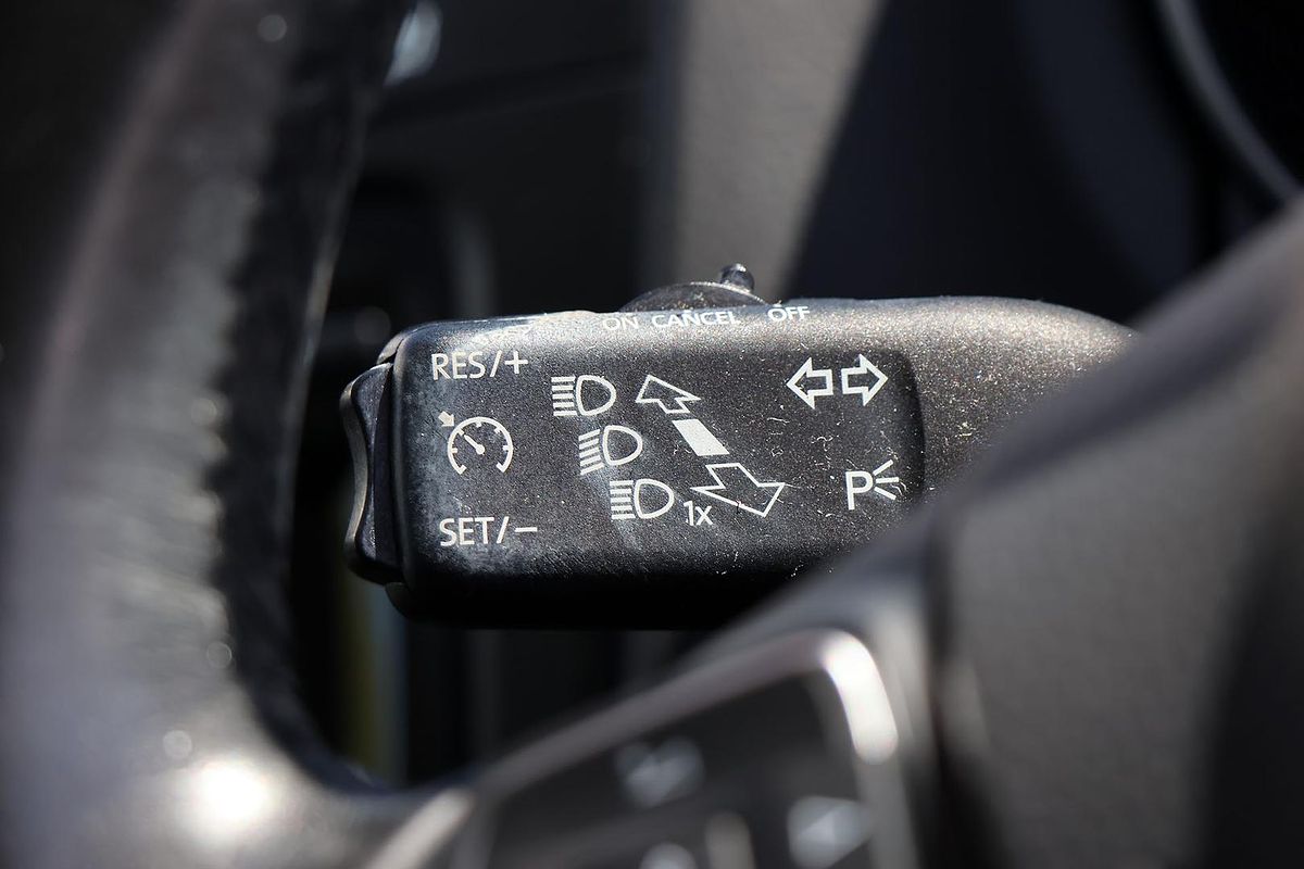 2012 Volkswagen Golf 103TDI Comfortline VI