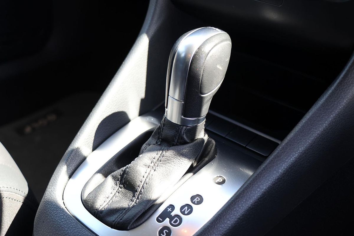 2012 Volkswagen Golf 103TDI Comfortline VI