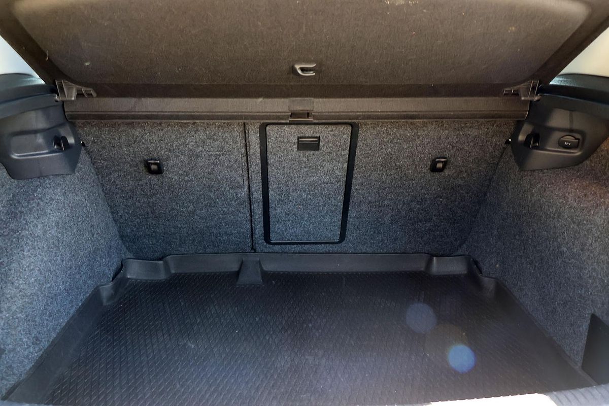 2012 Volkswagen Golf 103TDI Comfortline VI