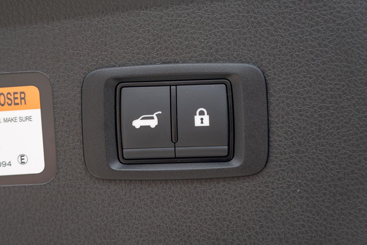 2024 Mitsubishi Eclipse Cross PHEV Exceed YB