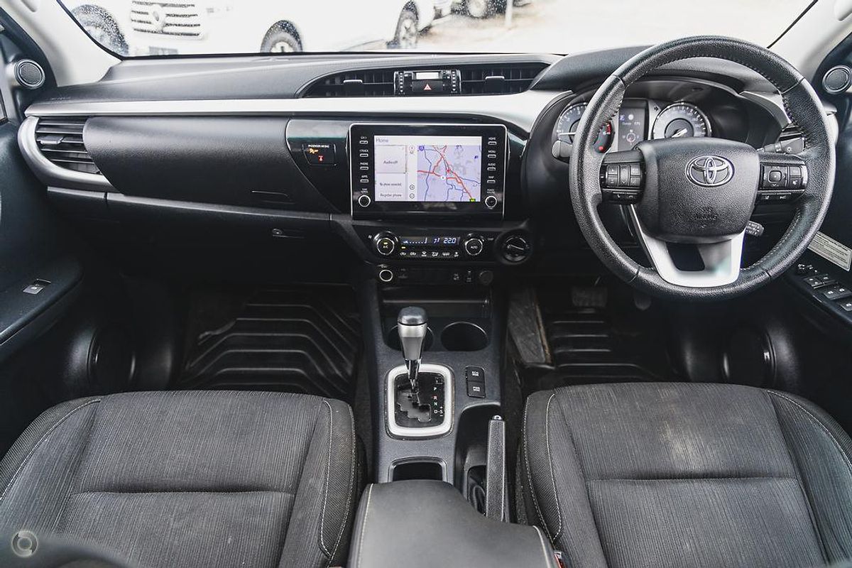 2020 Toyota Hilux SR5 GUN126R 4X4
