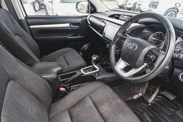 2020 Toyota Hilux SR5 GUN126R 4X4