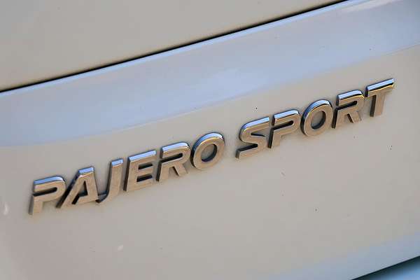 2022 Mitsubishi Pajero Sport GLX QF