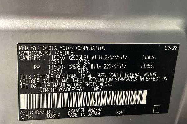 2022 Toyota RAV4 LE