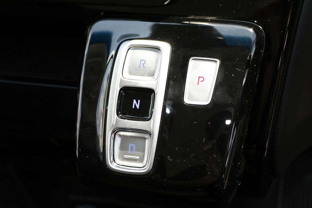 2025 Hyundai STARIA US4.V3