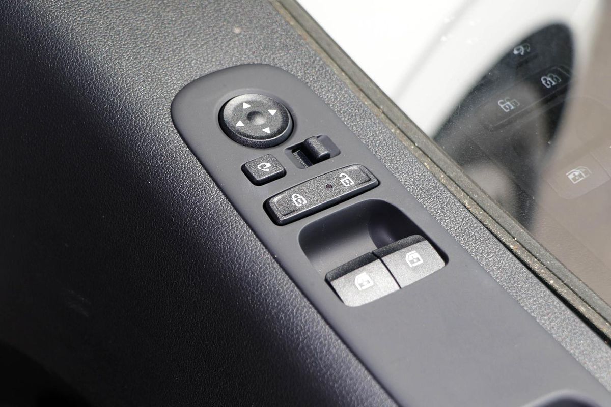 2025 Hyundai STARIA US4.V3