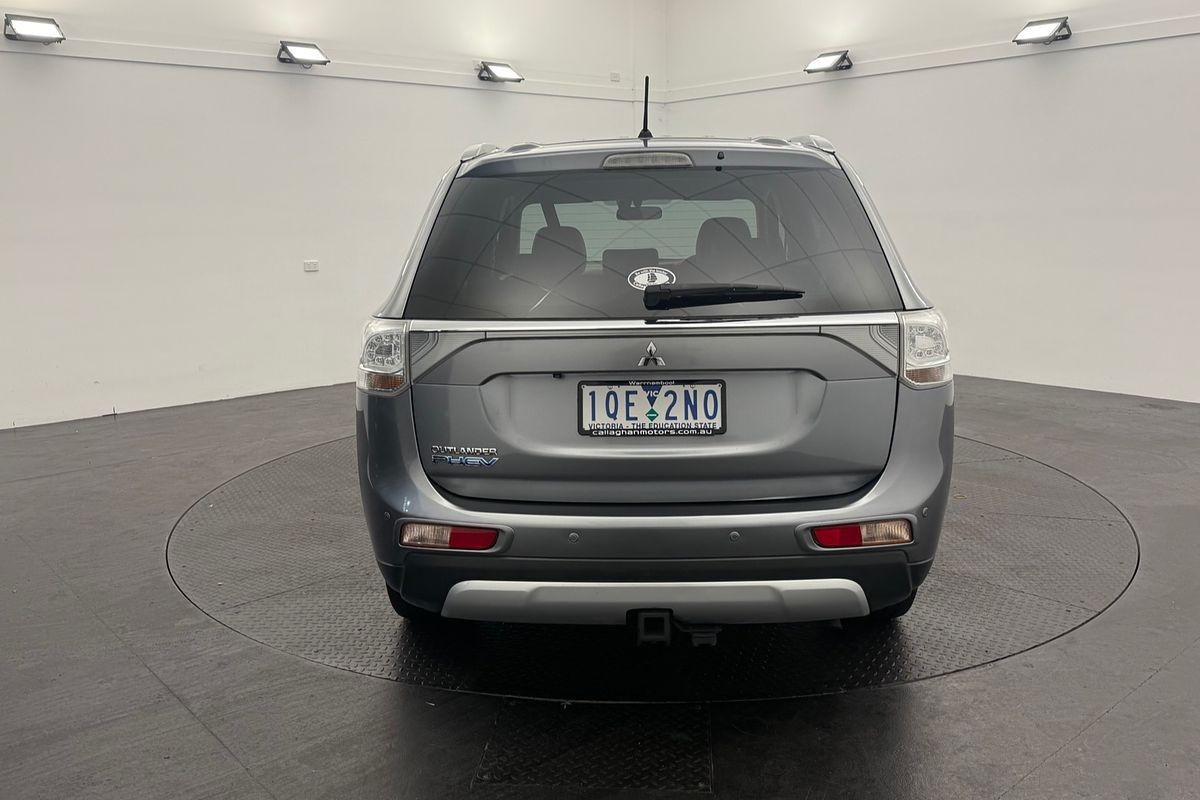 2014 Mitsubishi Outlander PHEV ZJ