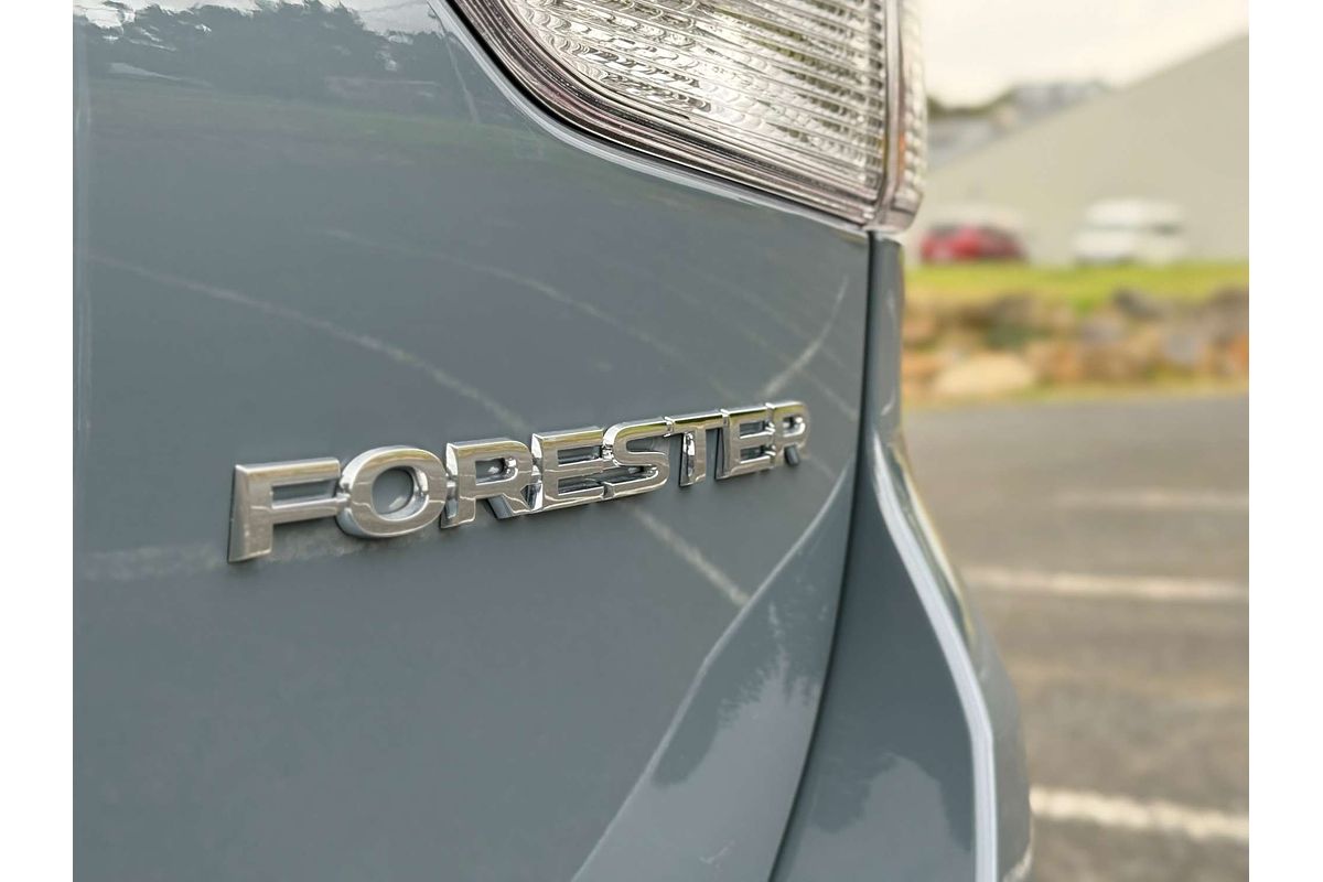 2024 Subaru Forester 2.5i-S S5