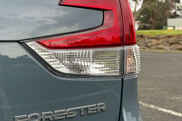 2024 Subaru Forester 2.5i-S S5