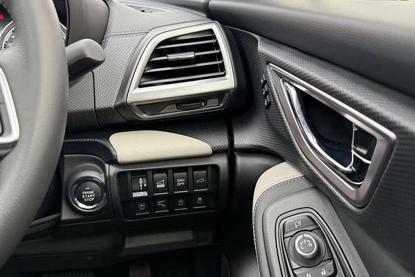 2024 Subaru Forester 2.5i-S S5