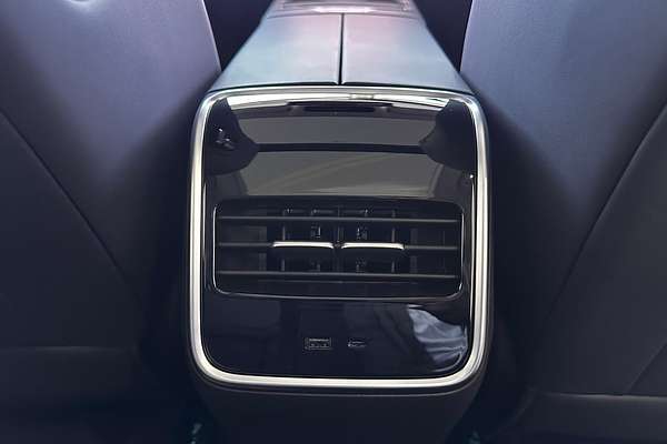 2025 Jaecoo J7 SHS Summit