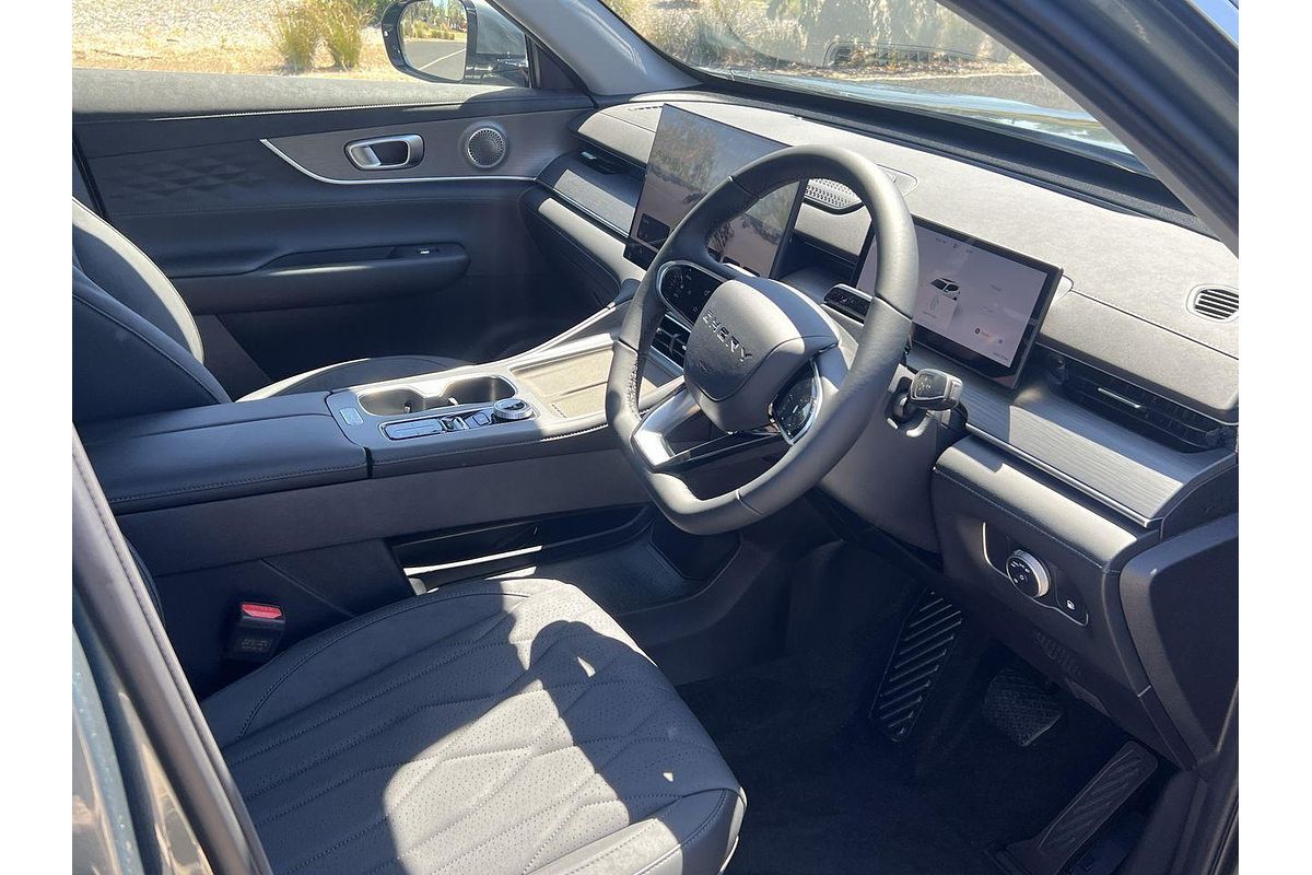 2025 Chery Tiggo 8 Super Hybrid Urban T31