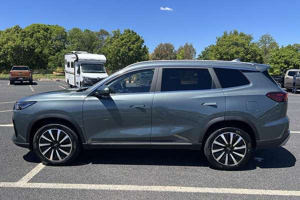 2025 Chery Tiggo 8 Super Hybrid Ultimate T31