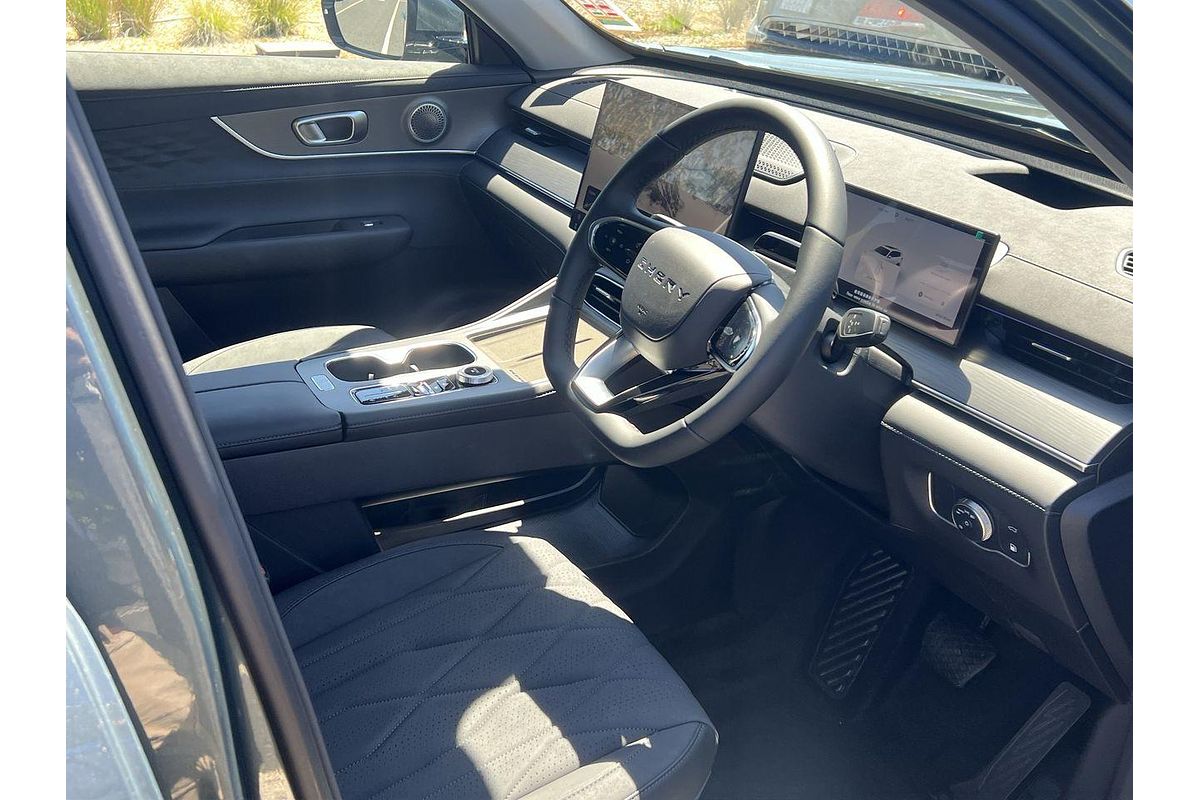 2025 Chery Tiggo 8 Super Hybrid Ultimate T31