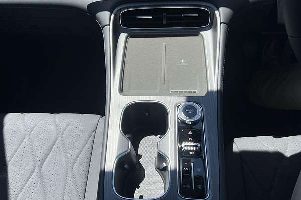 2025 Chery Tiggo 8 Super Hybrid Ultimate T31