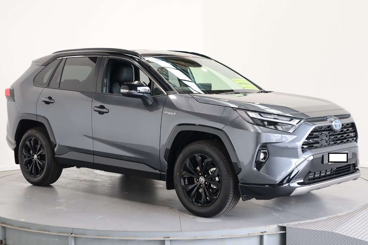 2022 Toyota RAV4 XSE AXAH54R