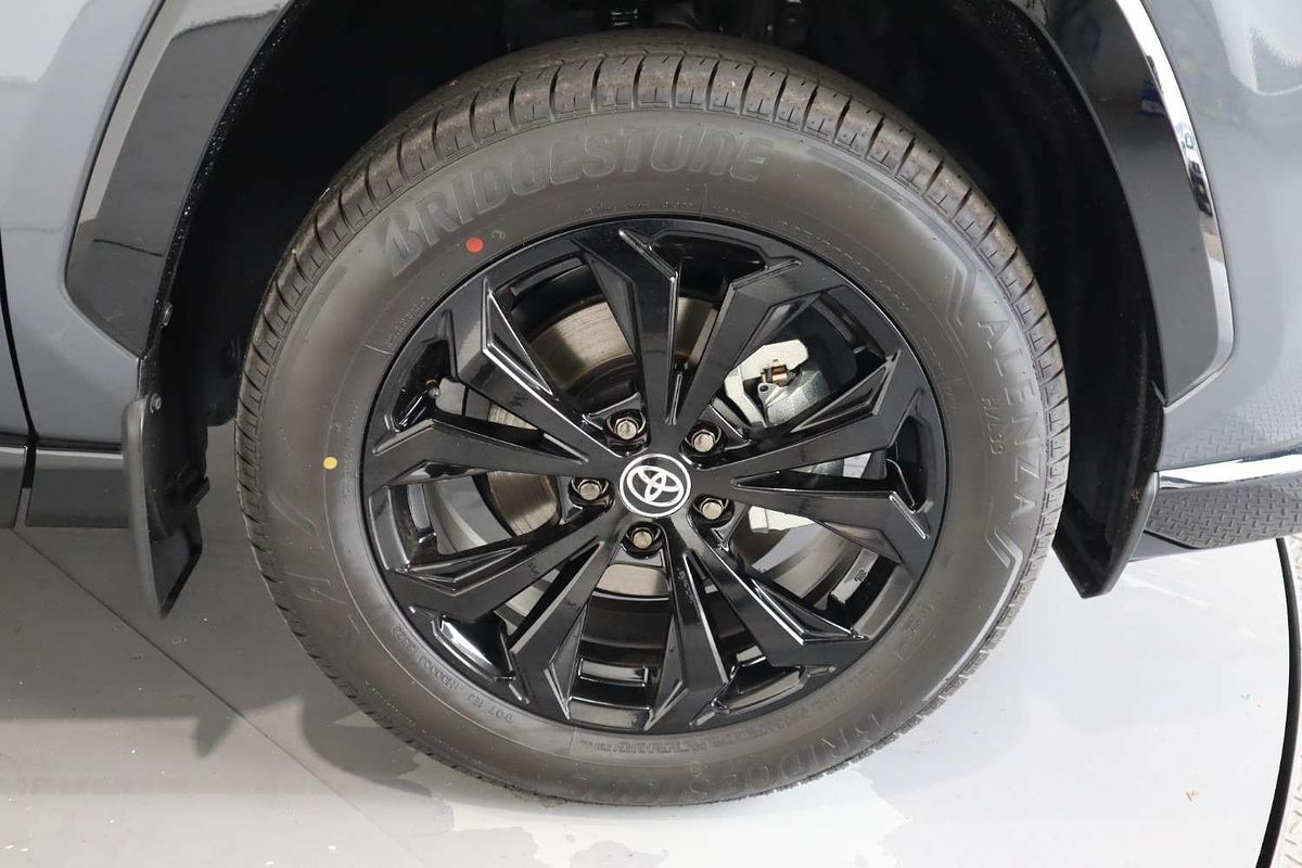 2022 Toyota RAV4 XSE AXAH54R