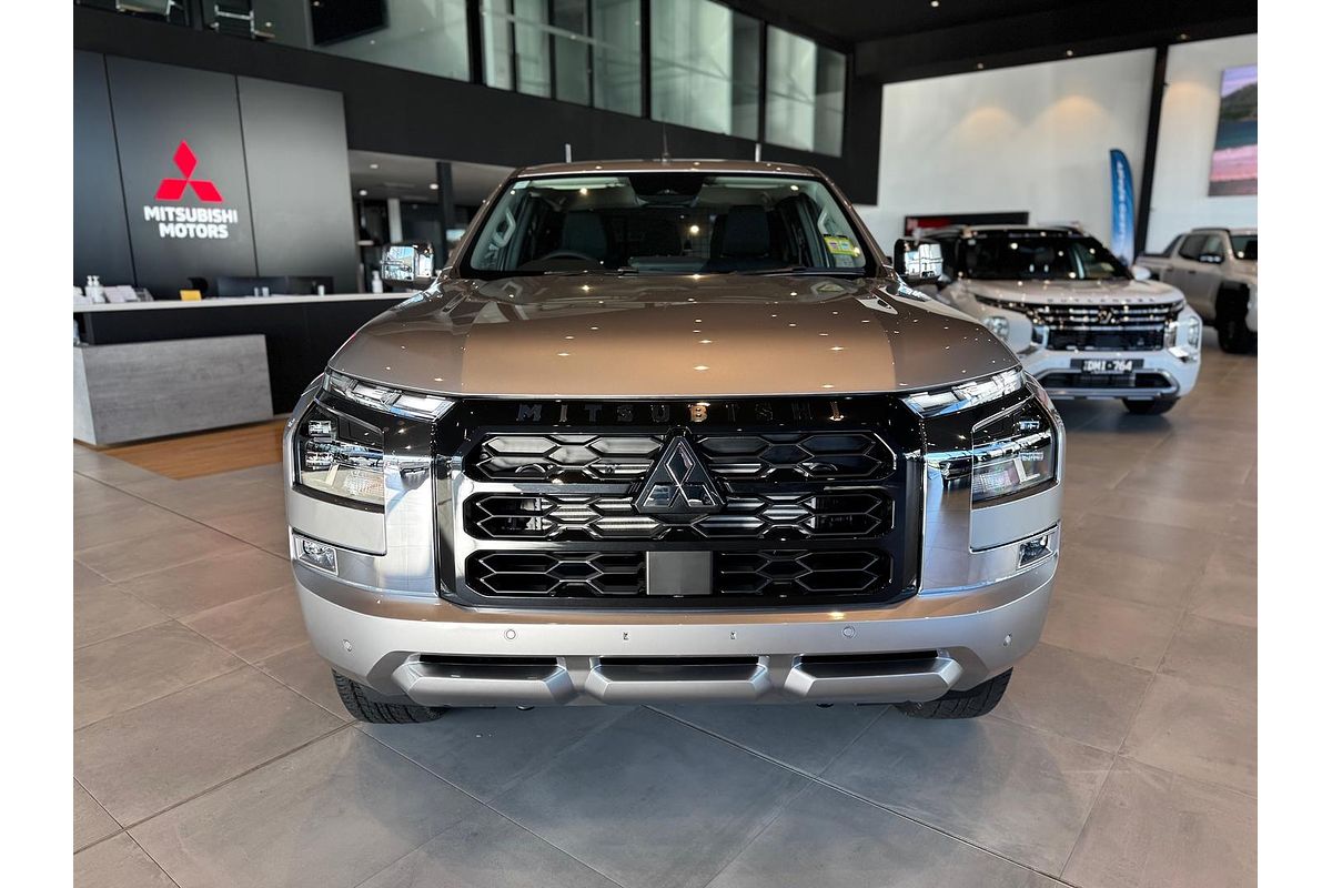 2025 Mitsubishi Triton GLS MV 4X4