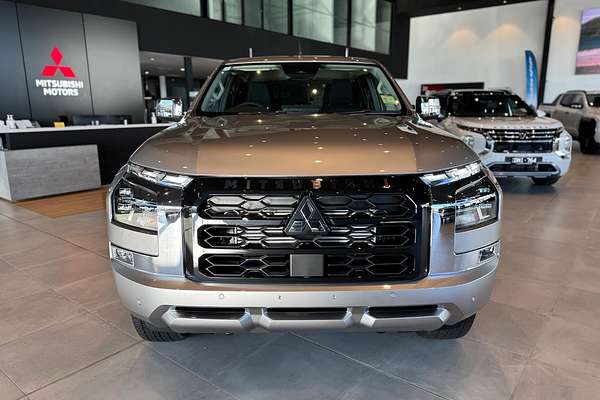 2025 Mitsubishi Triton GLS MV 4X4