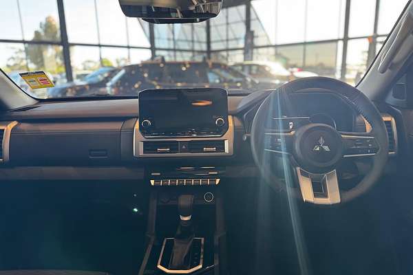 2025 Mitsubishi Triton GLS MV 4X4