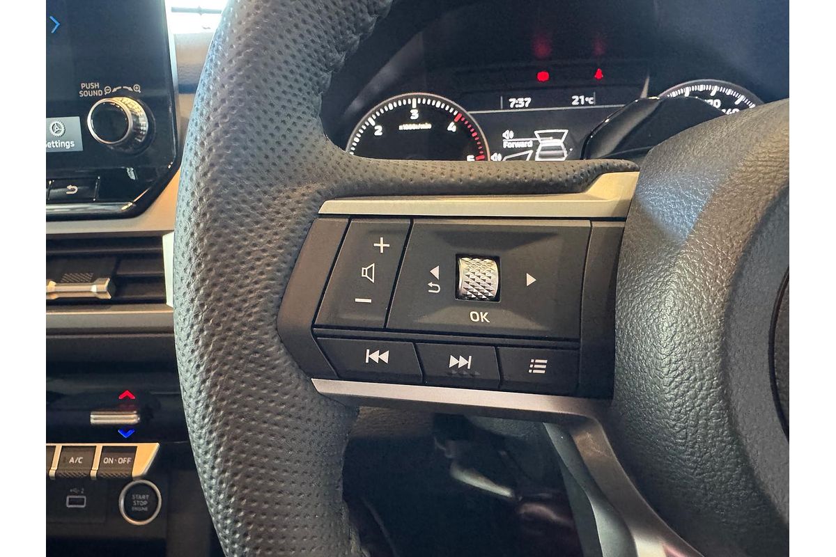 2025 Mitsubishi Triton GLS MV 4X4