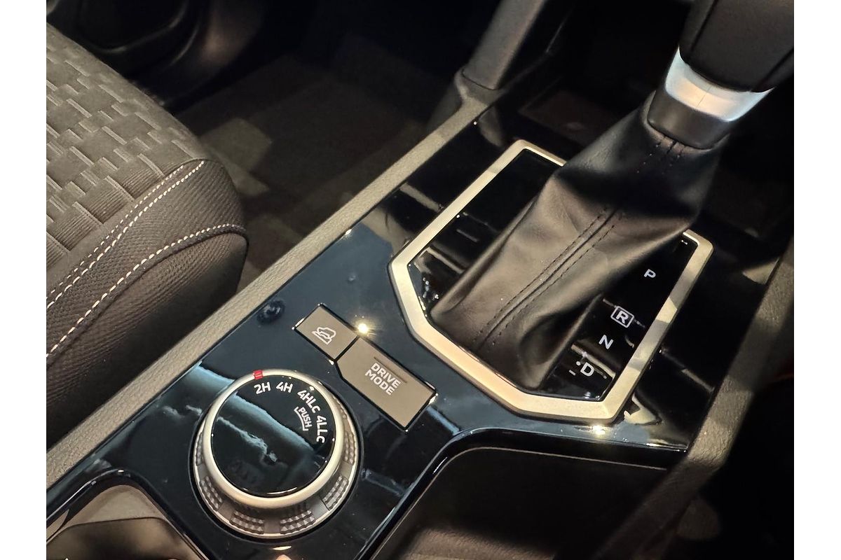 2025 Mitsubishi Triton GLS MV 4X4