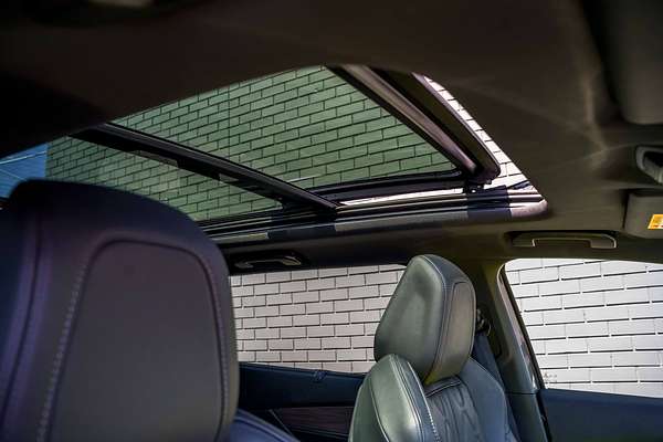 2021 Peugeot 5008 GT P87