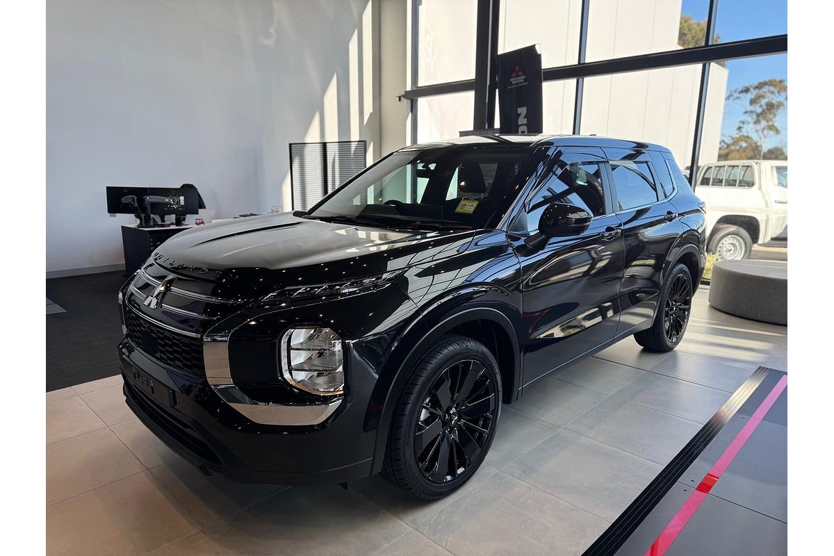 2025 Mitsubishi Outlander ES ZM