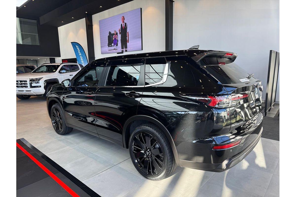 2025 Mitsubishi Outlander ES ZM