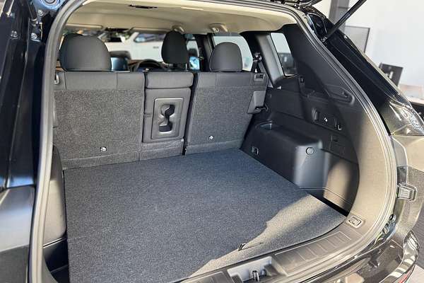 2025 Mitsubishi Outlander ES ZM
