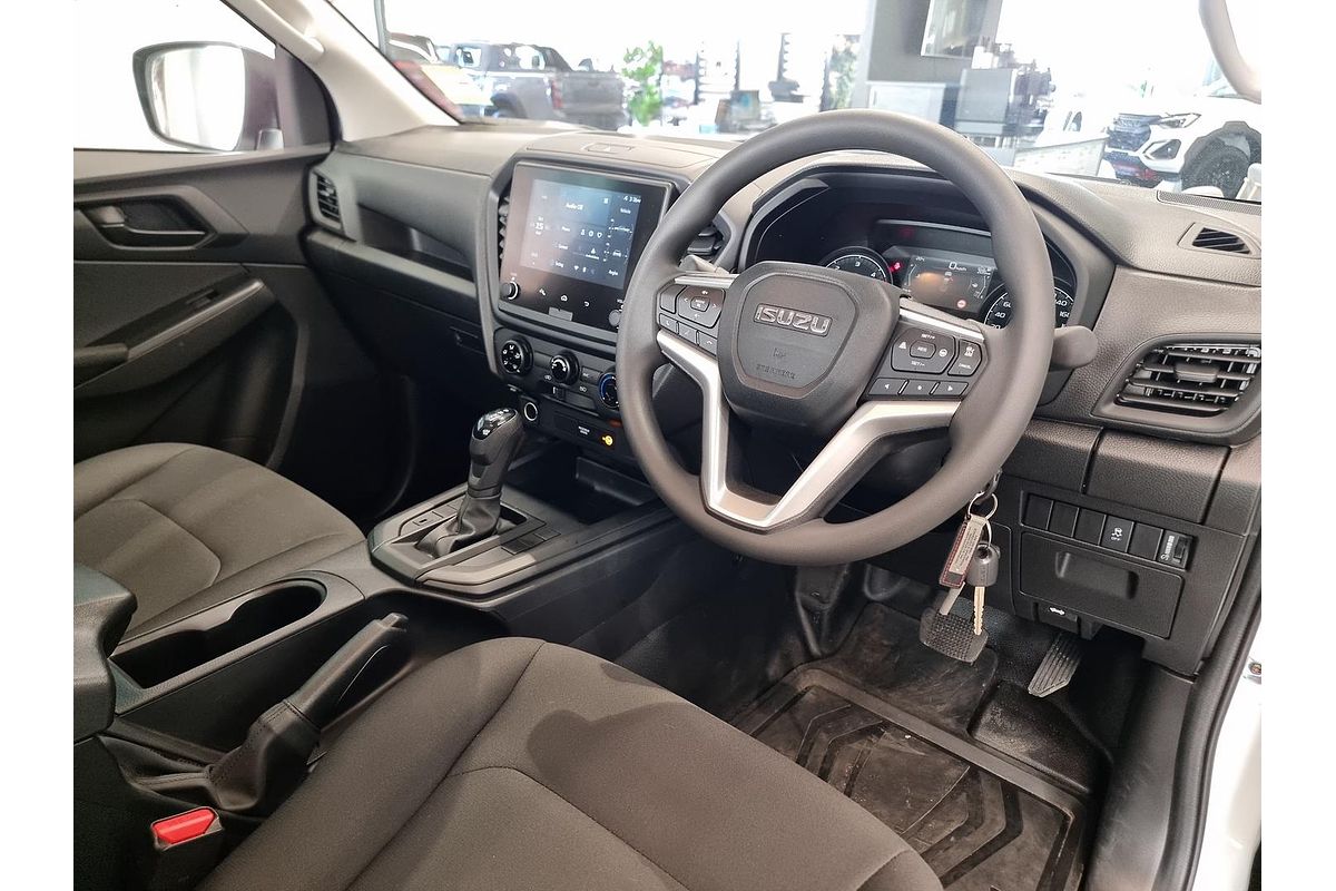 2025 Isuzu D-MAX SX High Ride Rear Wheel Drive