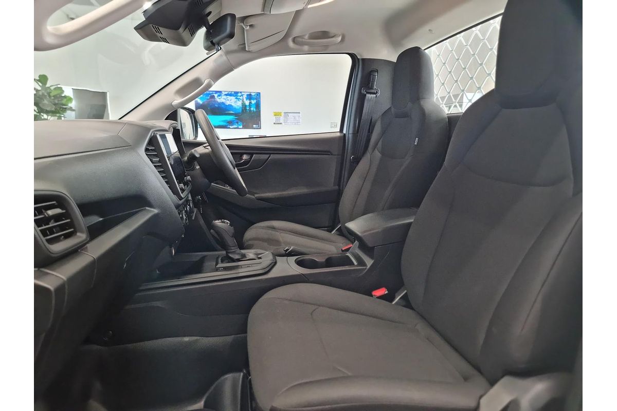 2025 Isuzu D-MAX SX High Ride Rear Wheel Drive