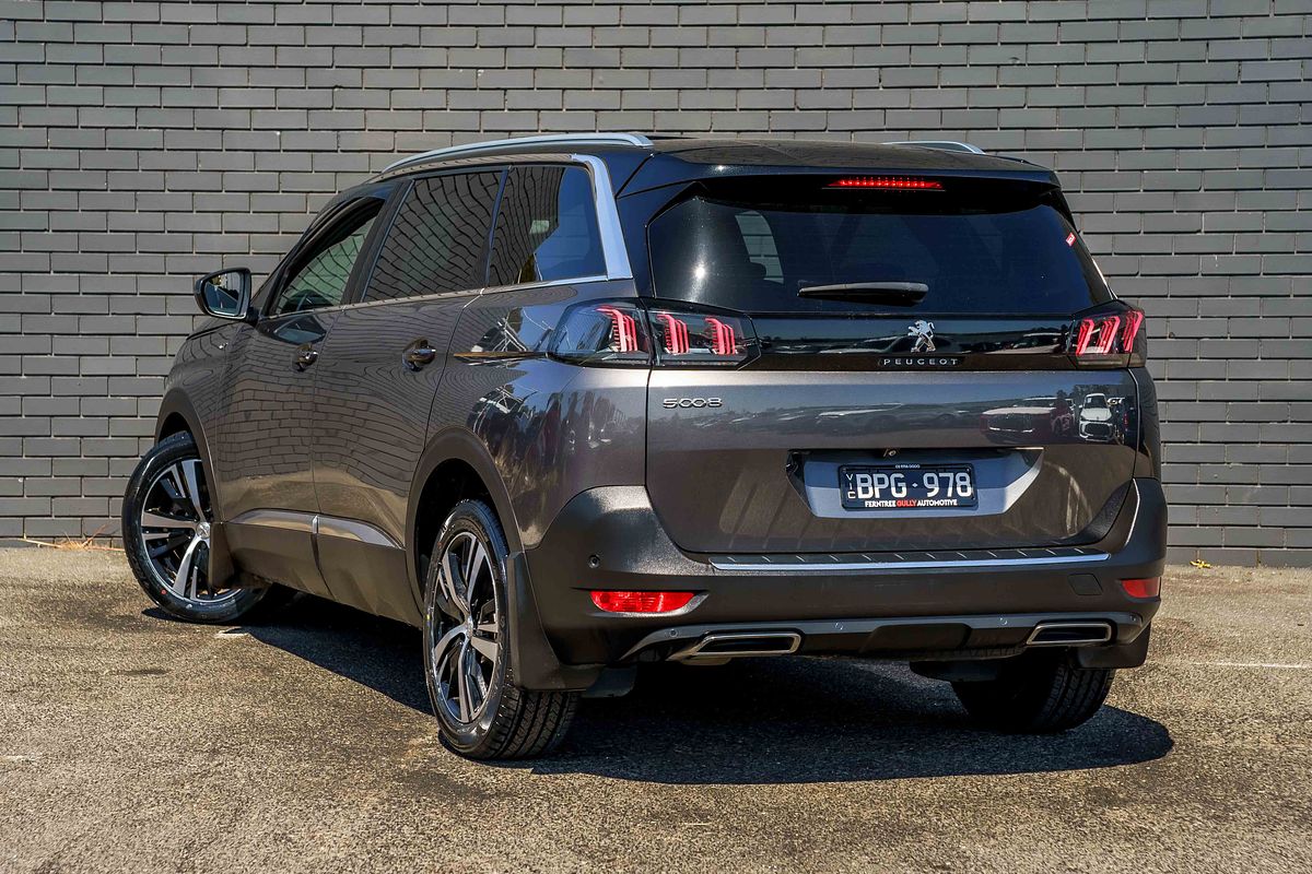 2021 Peugeot 5008 GT P87