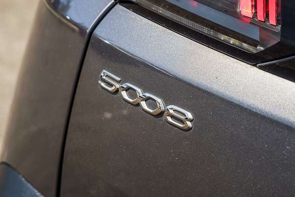 2021 Peugeot 5008 GT P87