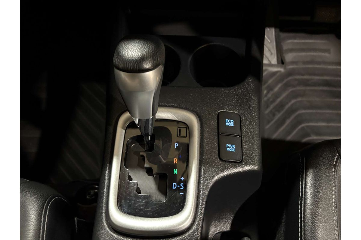 2020 Toyota Hilux SR5 GUN126R 4X4