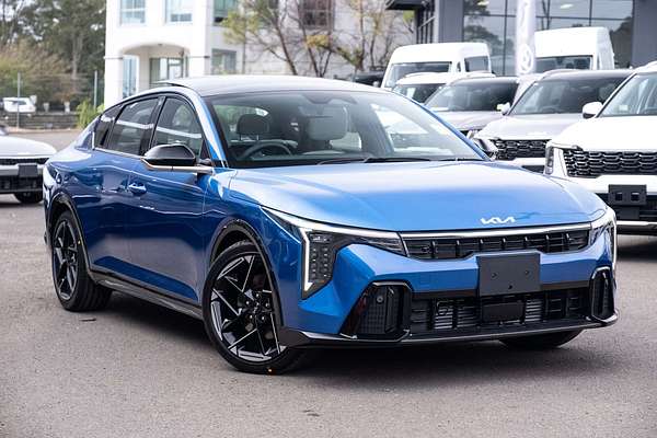 2025 Kia K4 GT-Line CL4m