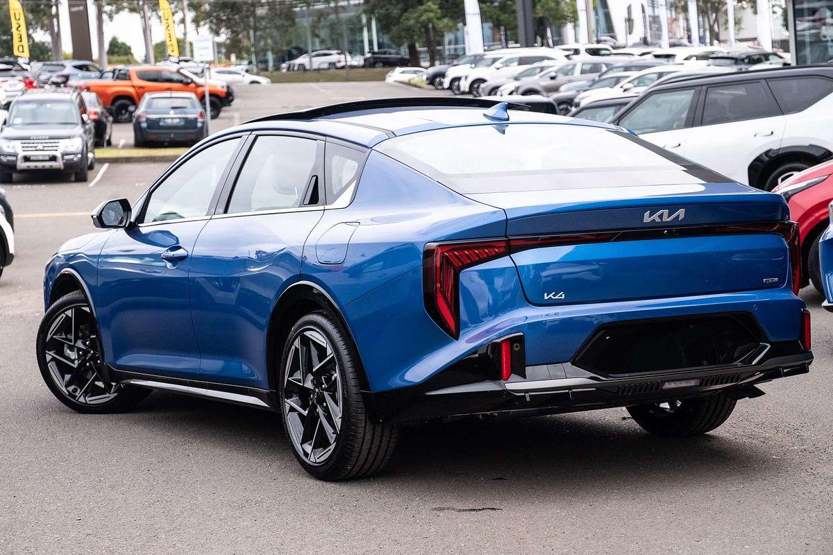 2025 Kia K4 GT-Line CL4m